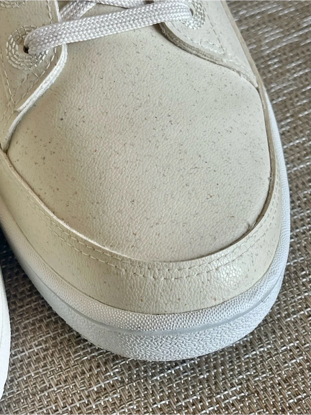 NEW ALLBIRDS PLANT PACER CLASSIC EDITION VEGAN LEATHER SNEAKER WOMENS SIZE 9 - Picture 6 of 14